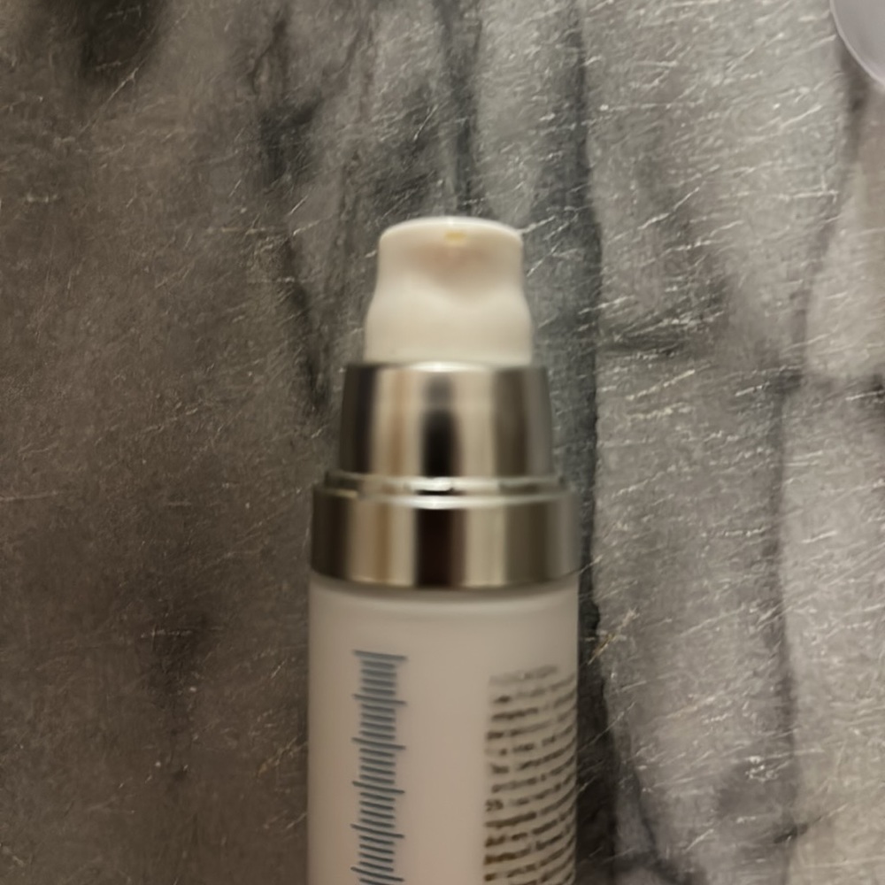 SkinCeuticals Metacell Renewal B3 - Picture 3 of 5